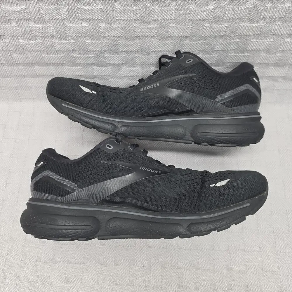 Brooks Ghost 15 Mens Size 11 Black Extra Wide 4E Running Shoe 1103934E020